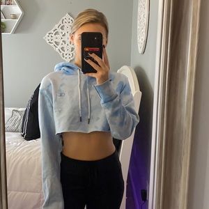 Baby blue tie dye crop top Champion